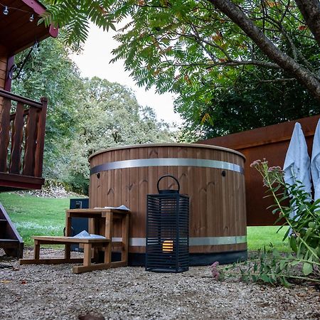 Le Roulottes Du Petit Gouffre De Padirac Avec Spa エクステリア 写真